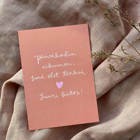 Helle Visuals Päiväkodin aikuinen kortti VALITSE VÄRI Oranssi