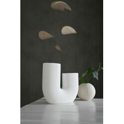 Storefactory Stråvalla ceramic vase, white
