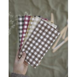 Storefactory Rutan paper napkin 33 x 42 cm, brown