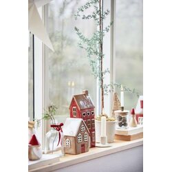 Ib Laursen Talo kynttilälyhty beige punaisella ovella, 7,8 x 15 x 10 cm