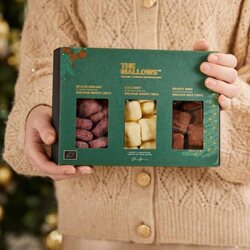 The Mallows Organic gift box suklaakuorrutetut vaahtokarkit – winter edition 150 g