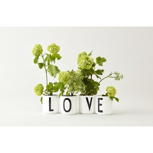 Design Letters porcelain cup A-Z, white