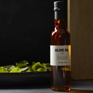 Nicolas Vahe Olive oil with chilli 25 cl