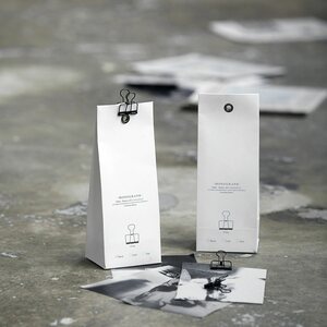 Monograph Lankaklipsi 33 mm, musta