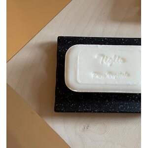 Oohh Wawe saippua-alusta 11 x 8 cm, mattamusta eläväinen