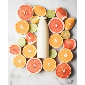 Aya&Ida Juomapullo 500 ml, butter yellow