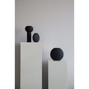 Cooee Design Pilarivaasi 24 cm, musta