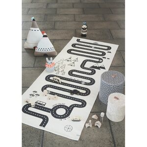 OYOY Adventure -matto 70 x 180 cm, luonnonvalkoinen/musta