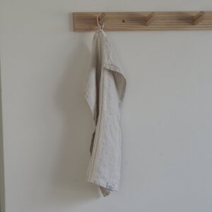 Heaven Linen Vieraspyyhe raita 31 x 47 cm, pellava/luonnonvalkoinen