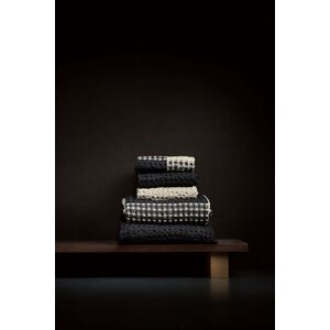 Anno Puro towel 50x70cm, black