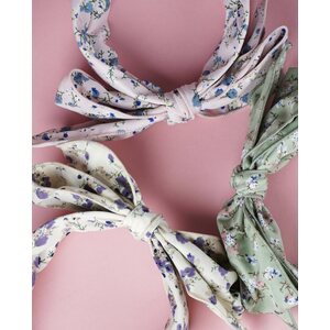 Belle Bow green flower hiuspanta