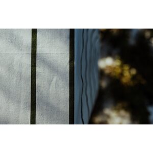 Storefactory Karlstorp pöytäliina 140 x 250 cm, valkoinen/vihreä