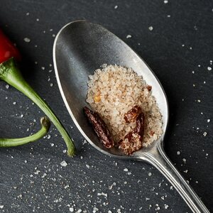 Nicolas Vahe Lahjapakkaus suolaseokset luomu Secret blend ja valkosipuli & chili