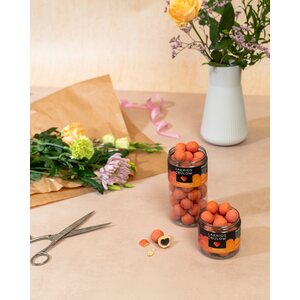 Lakrids By Bulow LOVE Peaches suklaakuorrutteinen lakritsi 125g, small