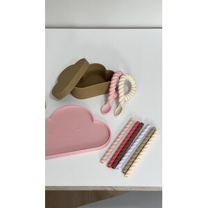 OYOY Mellow silikoniset pillit 16 cm 6 kpl/pkt, cherry red/vanilla