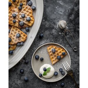 Ernst Serving Plate 25 x 42 cm, Sand/Dots