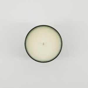 Meraki Scented candle, Oud leaf