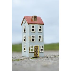 Ib Laursen Nyhavn House f/tealight light blue w/yellow door, 8 x 20 x 9 cm