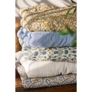 Ib Laursen Quilted blanket 130 x 180 cm, blue/yellow/pale pink/red