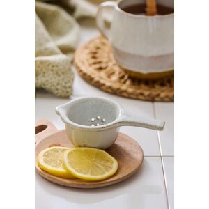Ib Laursen Tea strainer with handle, porcelain
