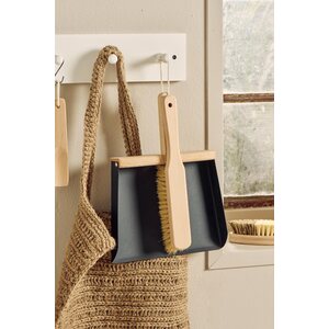 Ib Laursen Dust brush set, beech/black