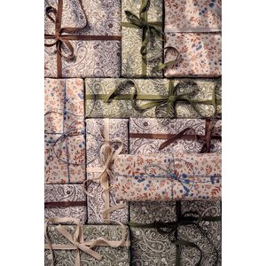 Ib Laursen Paisley gift wrapping paper 52,5 cm x 2 m, green