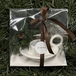 Lahjapakkaus Ernst kynttilänjalka tuikulle