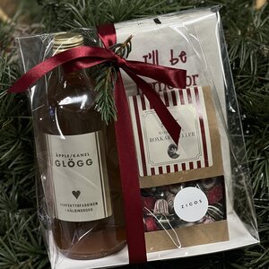 Lahjapakkaus glögi, karkit ja servetit