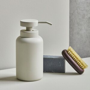 House Doctor Petra saippuapumppupullo, luonnonvalkoinen