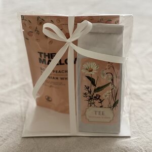 Lahjapakkaus sour peach vaahtokarkit ja vadelma-kerma tee