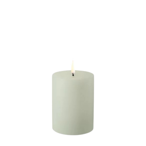 Uyuni Led-kynttilä sileä 7,8 x 10 cm, Sage green TULOSSA vk 40-41