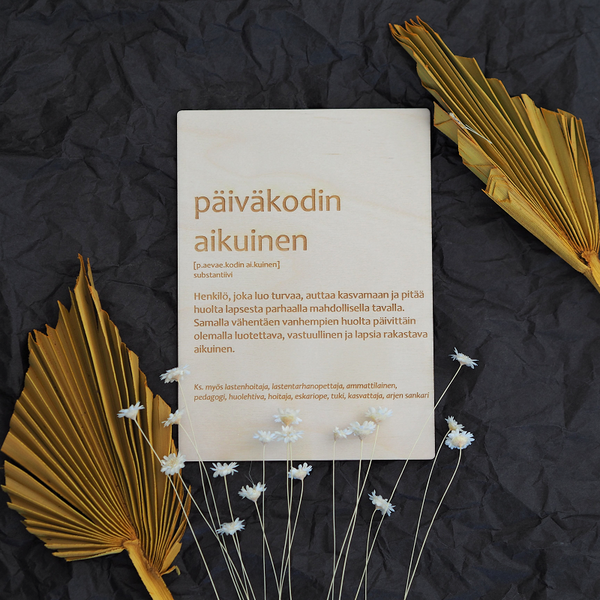 Puine Päiväkodin aikuinen -kortti