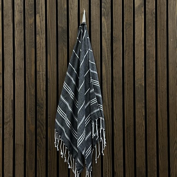 Lina Ranta hamam hand towel 45 x 90 cm, black