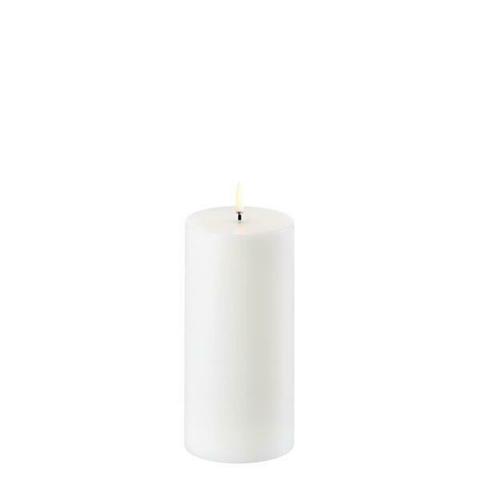 Uyuni Led-kynttilä 7,8 x 15 cm, valkoinen
