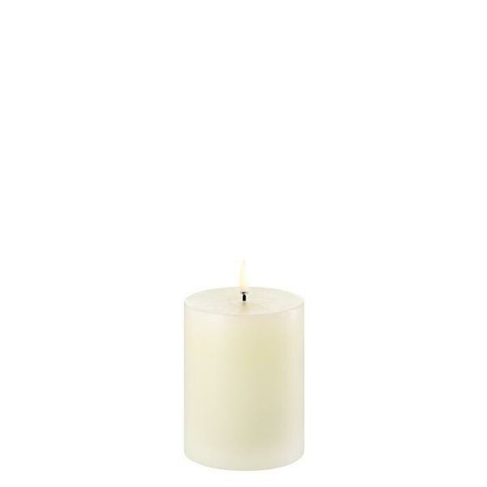 Uyuni Led-kynttilä 7,8 x 10 cm, luonnonvalkoinen MALLIKAPPALE