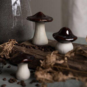 Decorative items and Trays